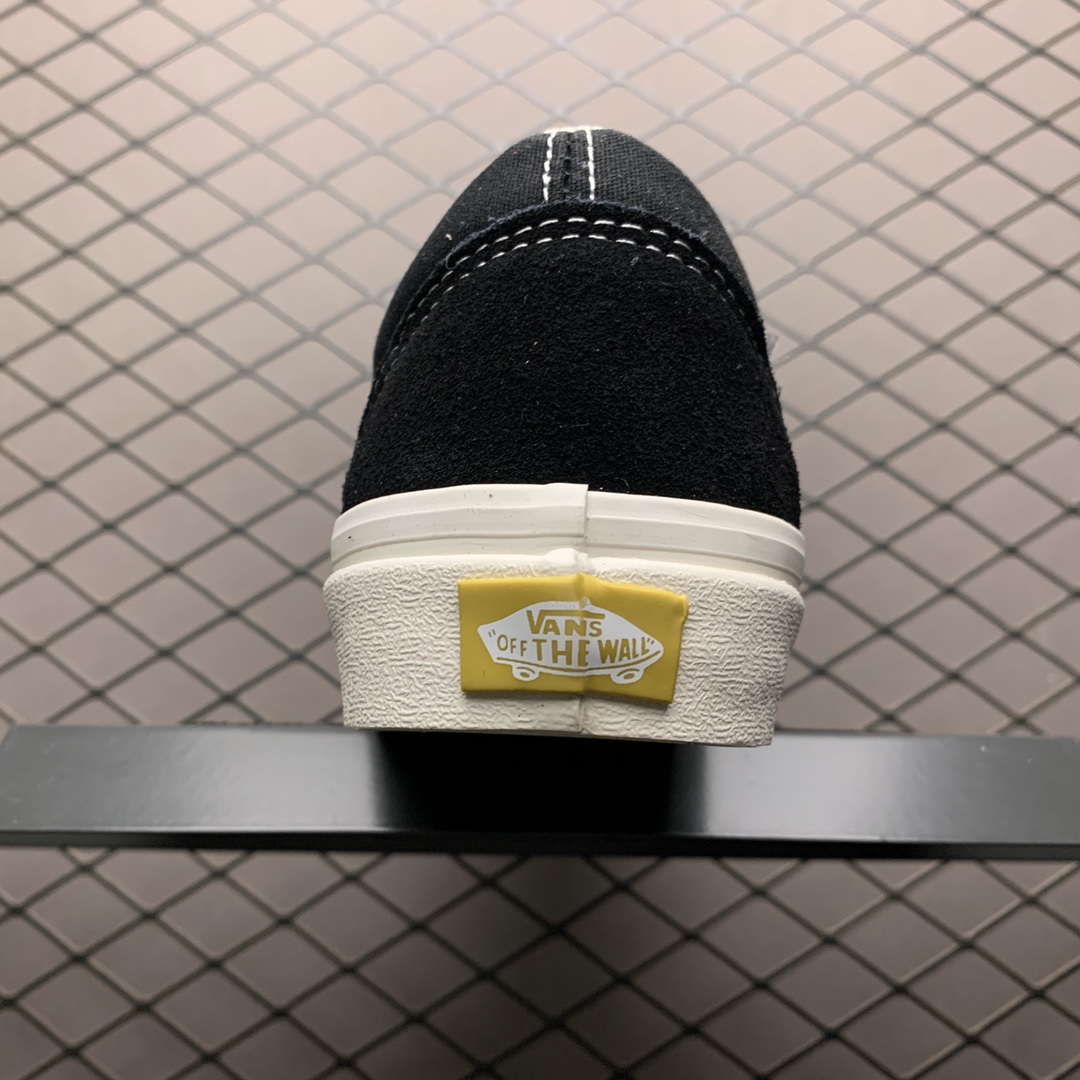 170 Vans 万斯 x Rhude 联名合作推出Paisüxitley 腰果花图案 低帮硫化休闲板鞋