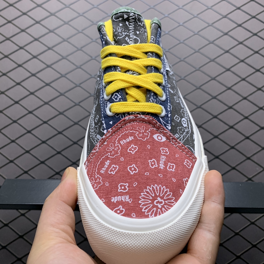 170 Vans 万斯 x Rhude 联名合作推出Paisüxitley 腰果花图案 低帮硫化休闲板鞋