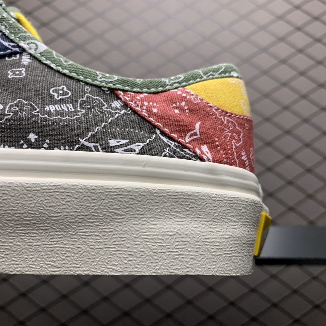 170 Vans 万斯 x Rhude 联名合作推出Paisüxitley 腰果花图案 低帮硫化休闲板鞋