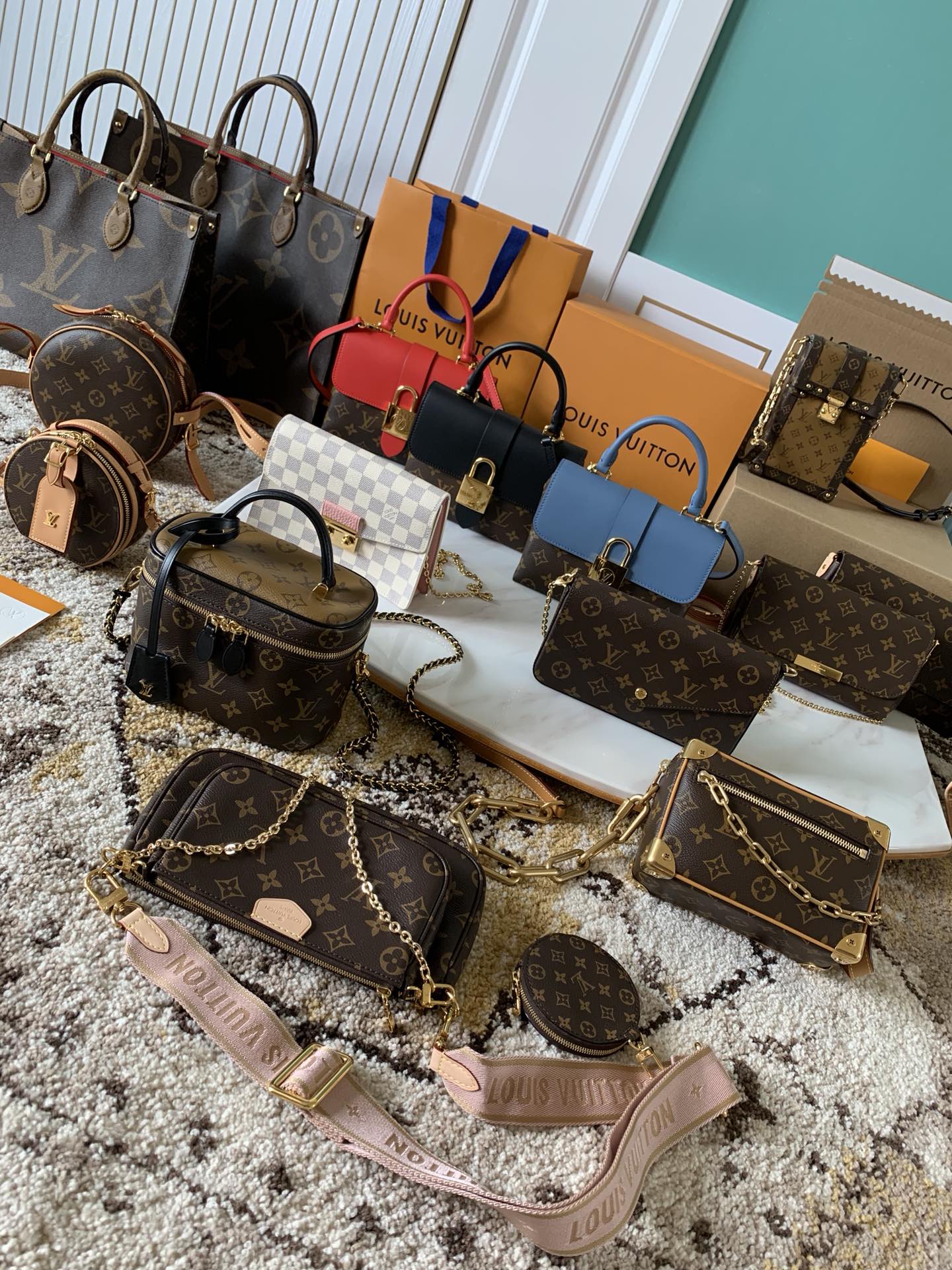 NO:176258,A series of spot -,19860909一系列 现货 -,,Bag