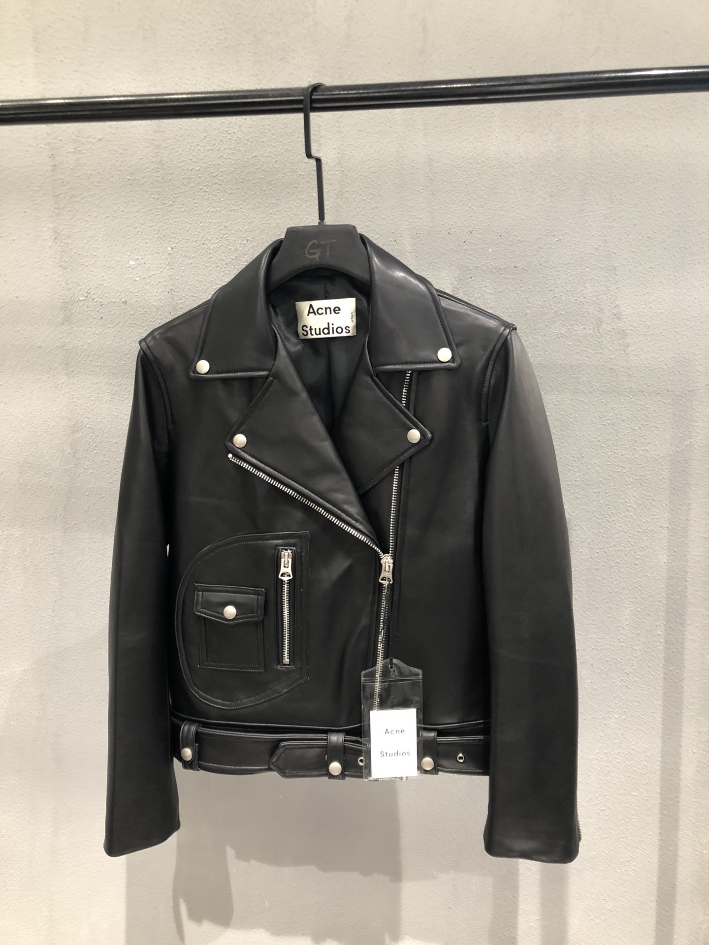 NO:721887,, Acne imported sheepskin original quality, S-Xxl, loose and wide version. Can be made as a couple style., Men's and women's clothing, acne studios, sheepskin,19860909,Acne进口羊皮原版品质,S-Xxl,宽松阔版.可以做情侣款.,男装女装,acne studios,sheepskin,,Women's clothing