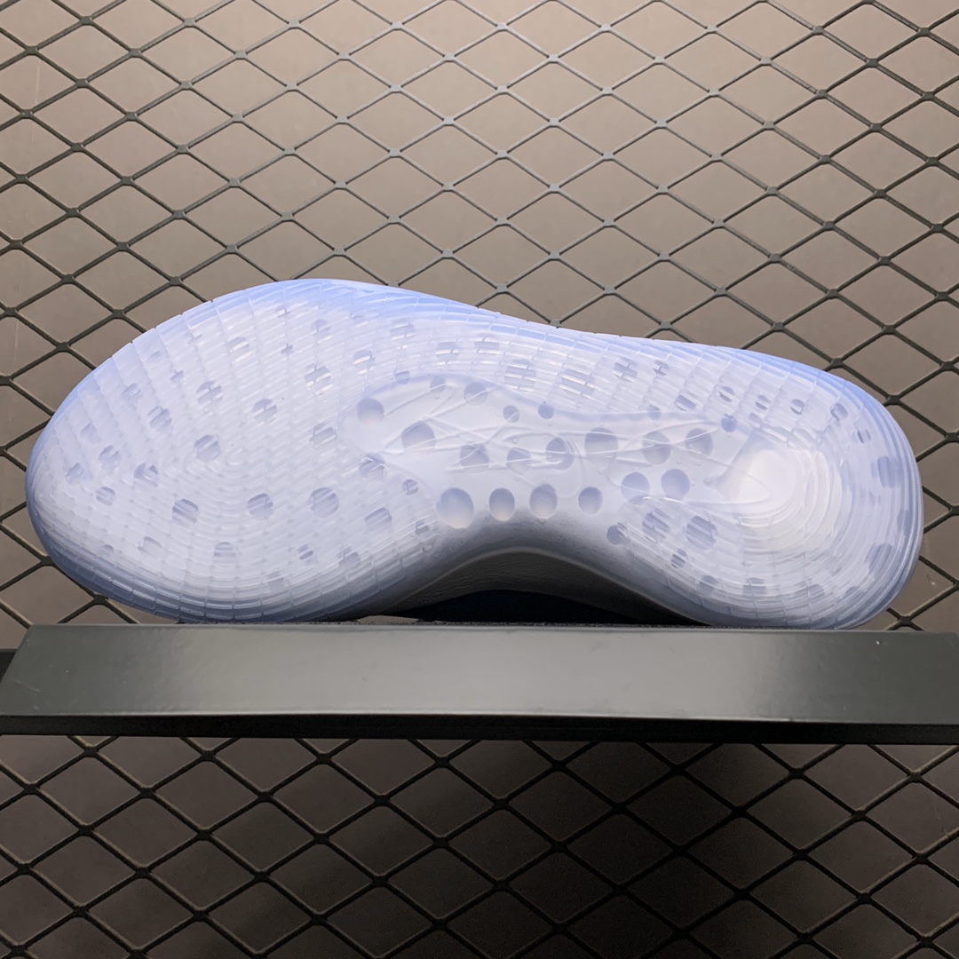 260 Nike Zoom KD12 EP 杜兰特12代 男子篮球鞋 CD4979-900 该款采用全掌Zoom气垫