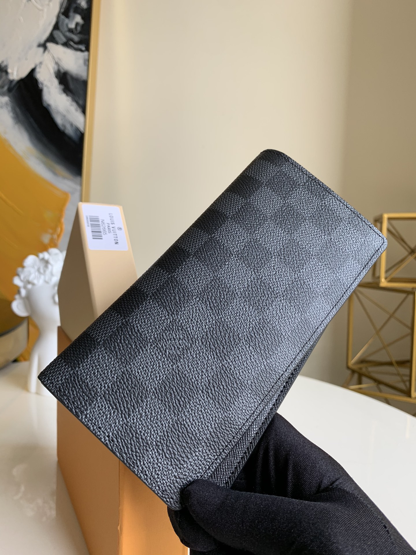 NO:395838,[Exclusive real photo N62665] The latest coded FL2220 is not only a chip, but also pursues high quality. Classic pellet black material. Suit clip 18cm.230, LV [original leather], louis vuitton, business suit19860909【独家实拍N62665】最新编码FL2220不止于芯片 更追求高品质 经典颗粒黑格料 西装夹 18cm .230,LV【原厂皮】,louis vuitton,business suit,Bag