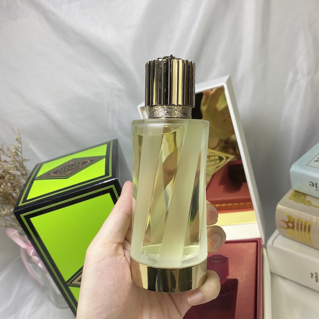 Atelier Versace Cedrat de Diamante Eau de Parfum 100ml - Premium Fragrance 4 i1590583419 9359 2