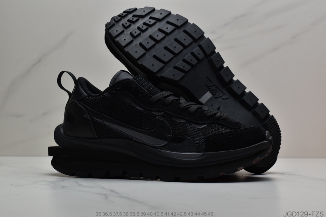 180 日式解构美学SACAI联名 × NIKE LDV Waffle重叠设计前卫华夫变形休闲慢跑鞋 货号：BV0073
