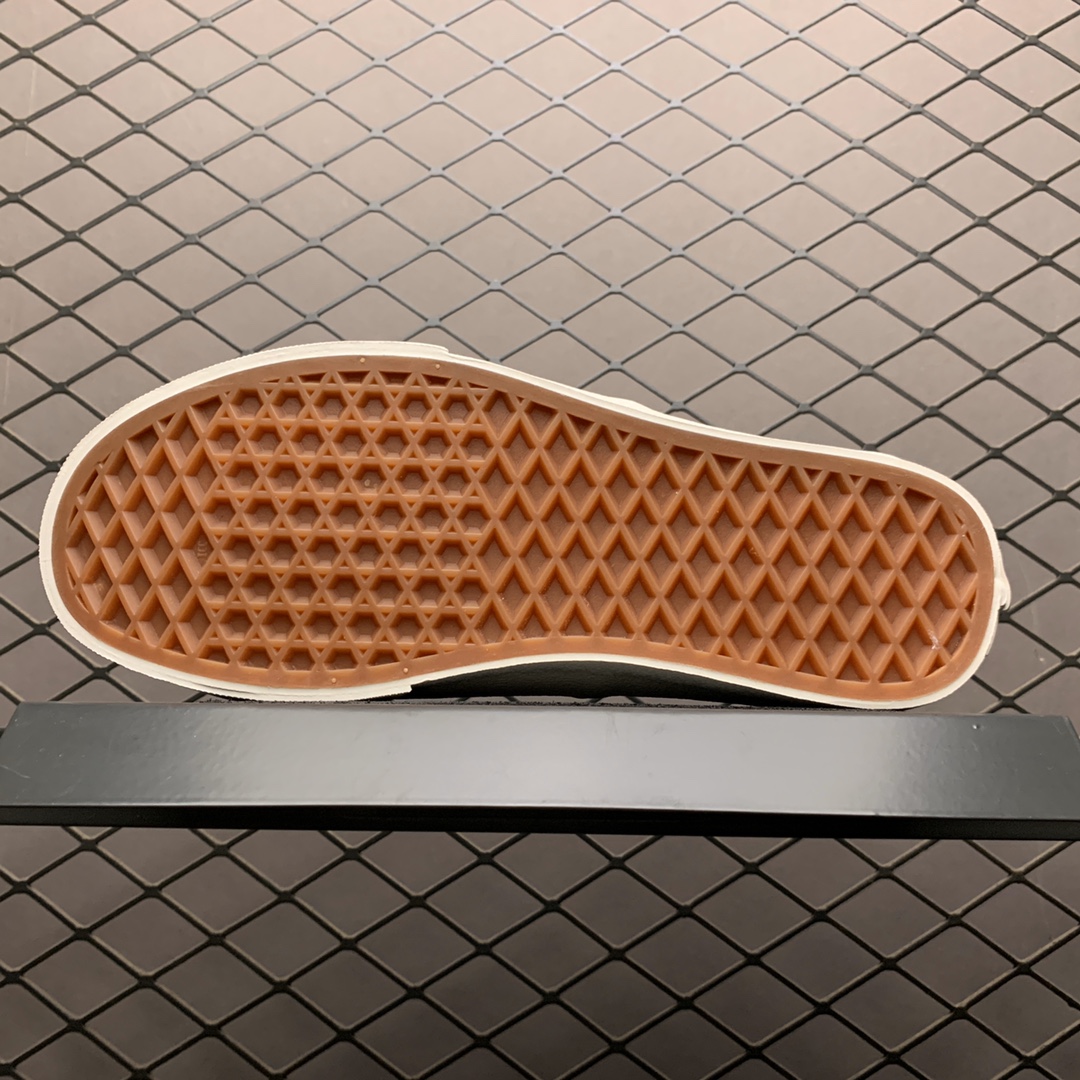 150 Vans 万斯 Authentic 低帮硫化休闲板鞋
