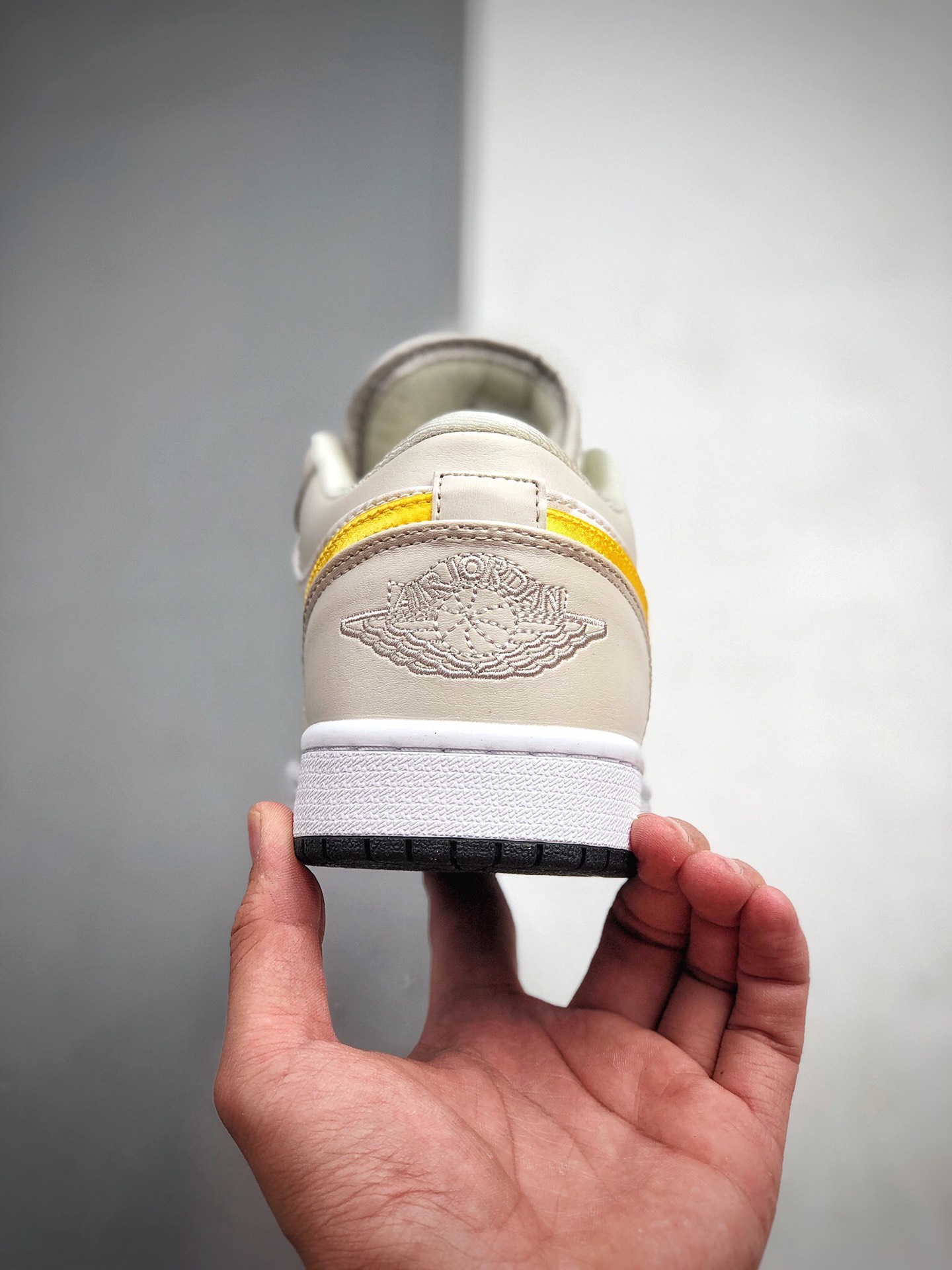 210 Air Jordan 1 Low “Light Orewood Brown”AJ1低帮篮球鞋CK3022-107