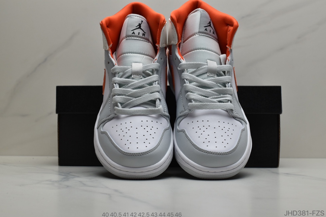 190 公司级乔丹Air JordanAJ1 aj1 乔丹1代中帮系列 The Air Jordan 1 Mid Surfaces In Starfish Orange And Pure Platinum    货号：CW7591-100