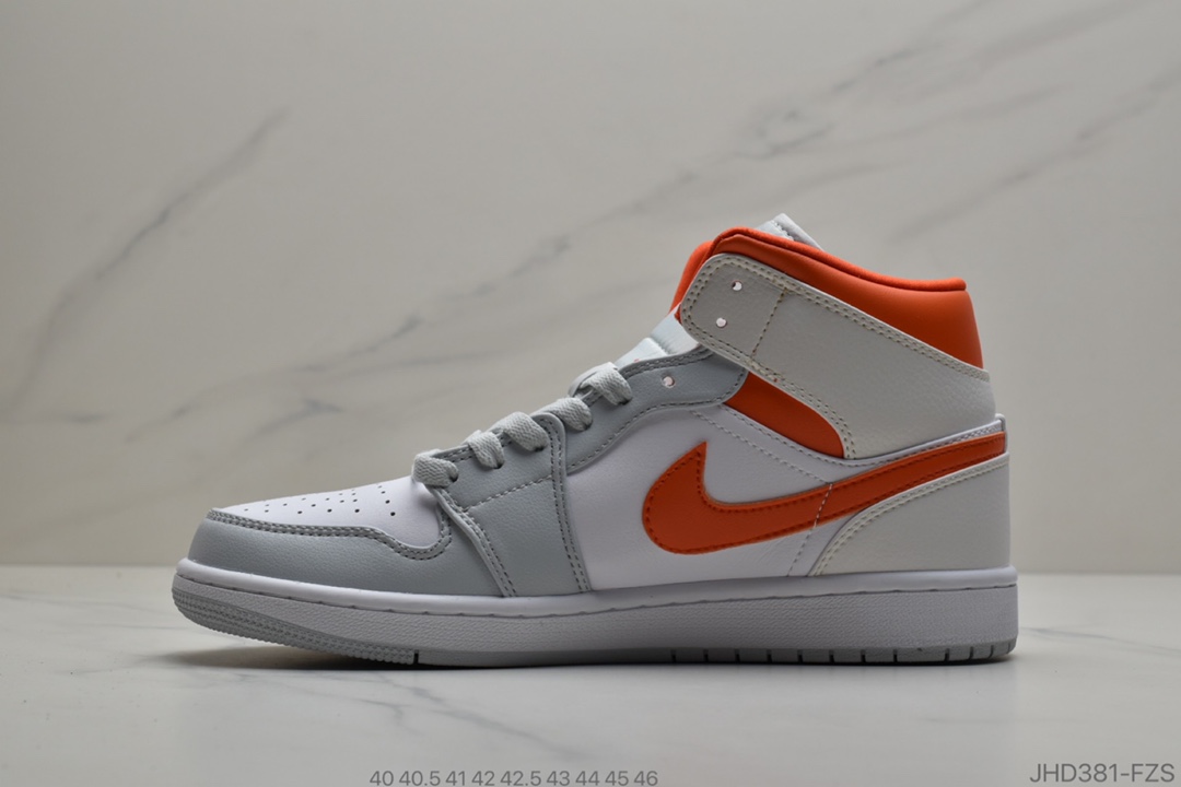 190 公司级乔丹Air JordanAJ1 aj1 乔丹1代中帮系列 The Air Jordan 1 Mid Surfaces In Starfish Orange And Pure Platinum    货号：CW7591-100