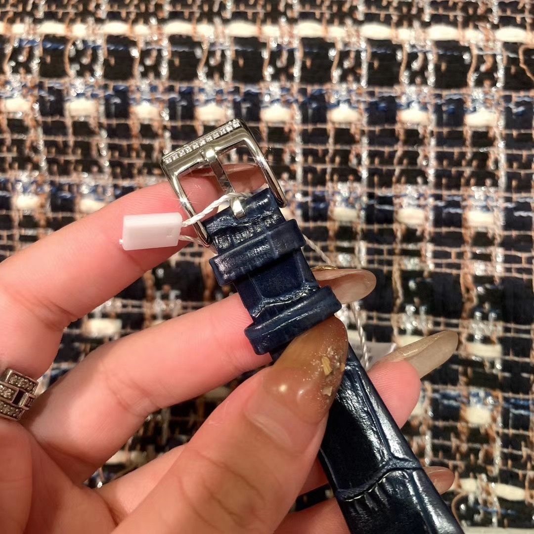 Piaget 伯爵LIMELIGHT Gala系列 女士腕表 最新版本 把头设计与原装一致 直径32mm 走颜值路线的伯爵女表