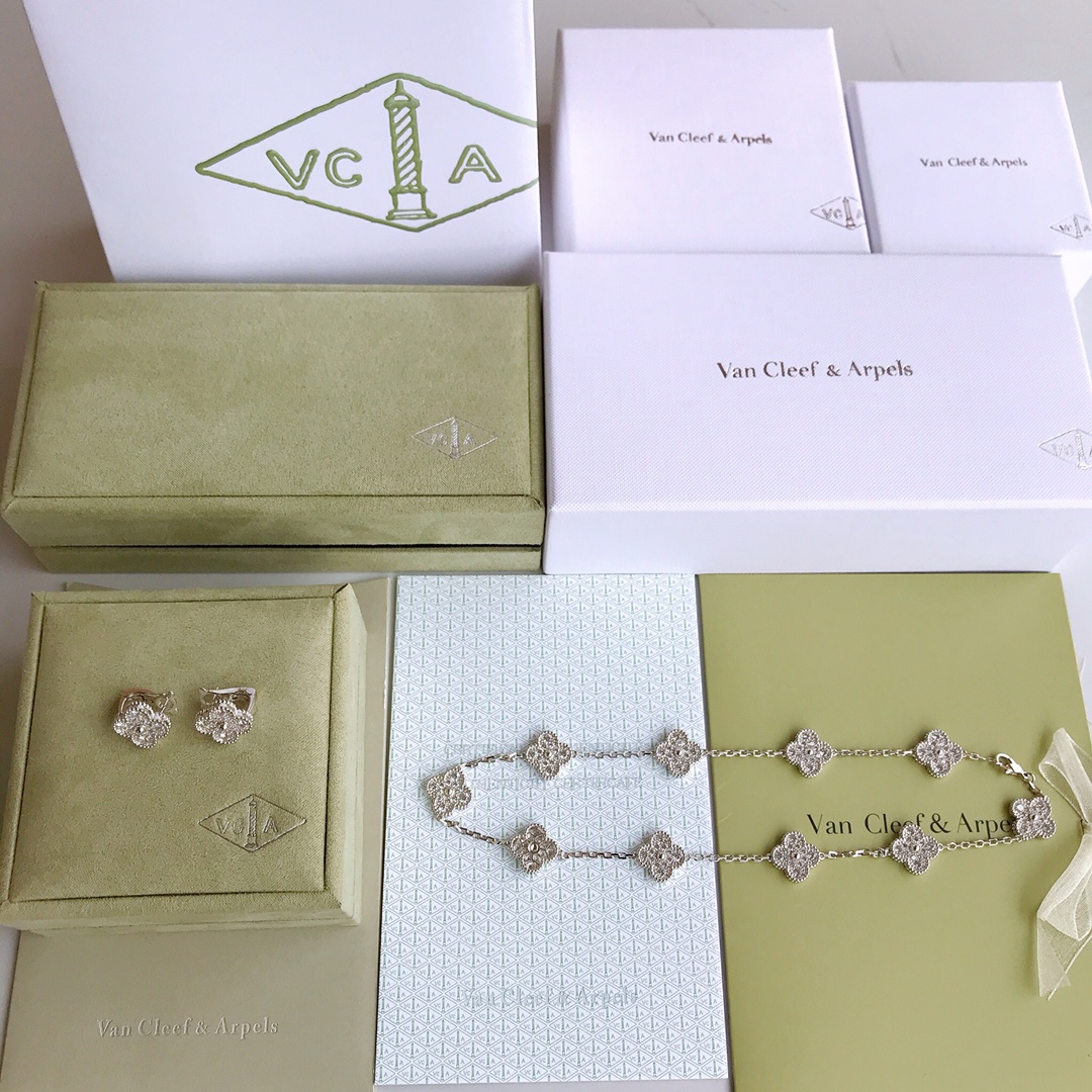 반클리프앤아펠 귀걸이 63901 Van Cleef & Arpels Earrings