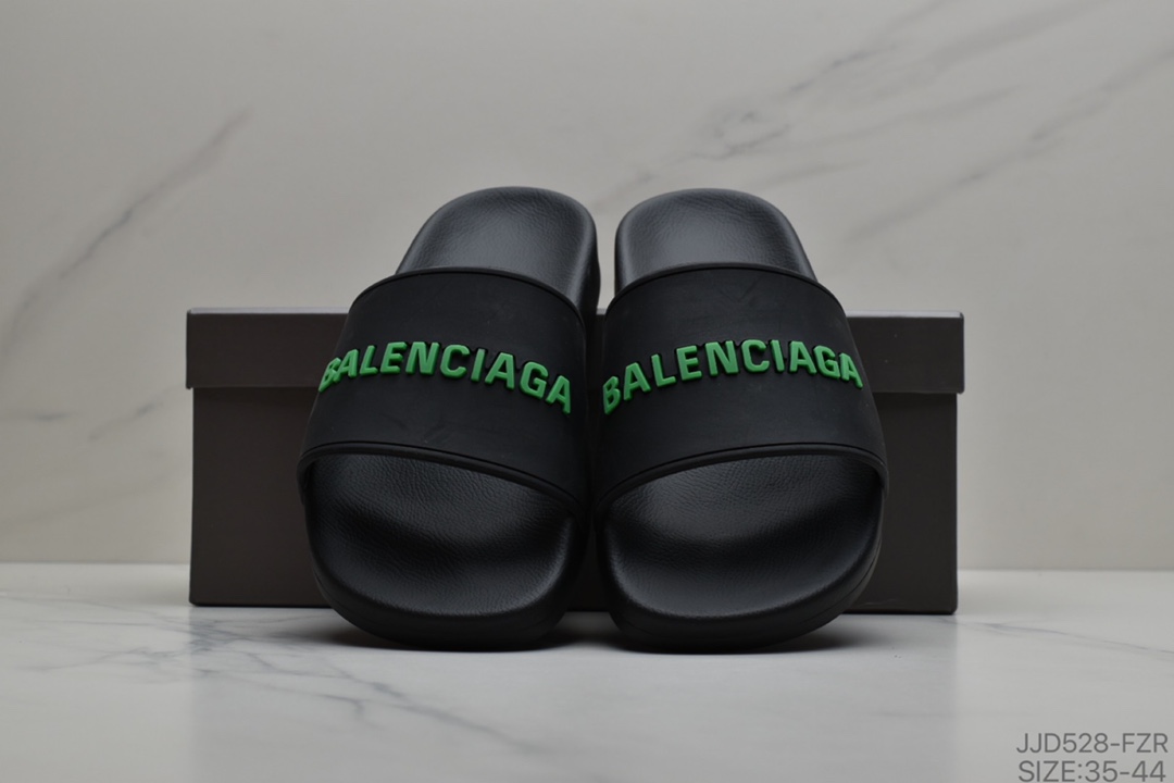 130 Balenciaga Logo Pool Slides 夏季时装周 2020ss新品