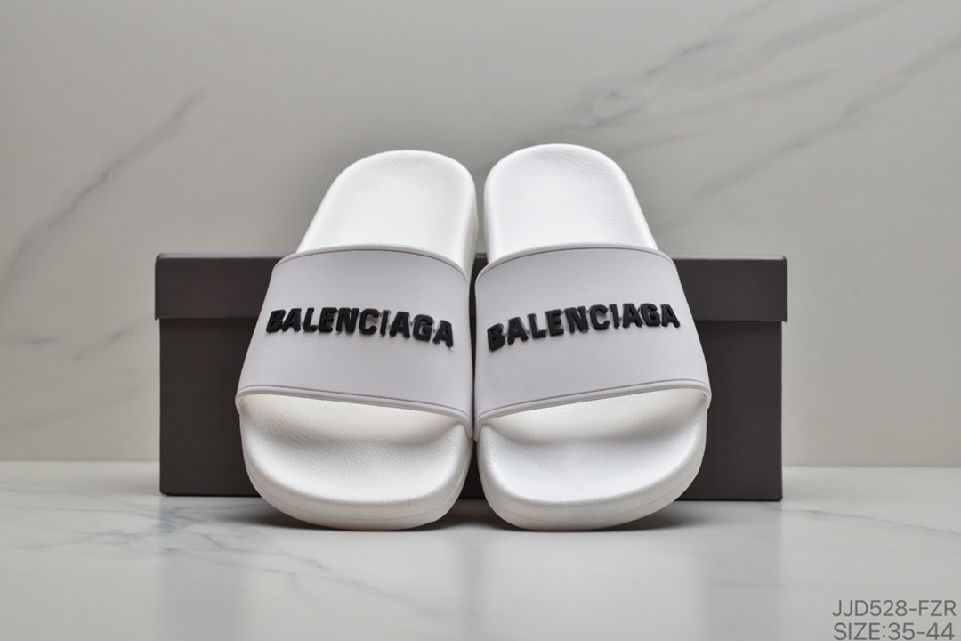 130 Balenciaga Logo Pool Slides 夏季时装周 2020ss新品