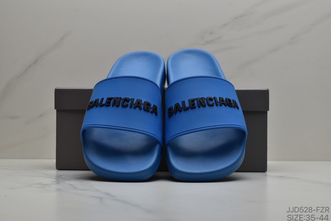 130 Balenciaga Logo Pool Slides 夏季时装周 2020ss新品