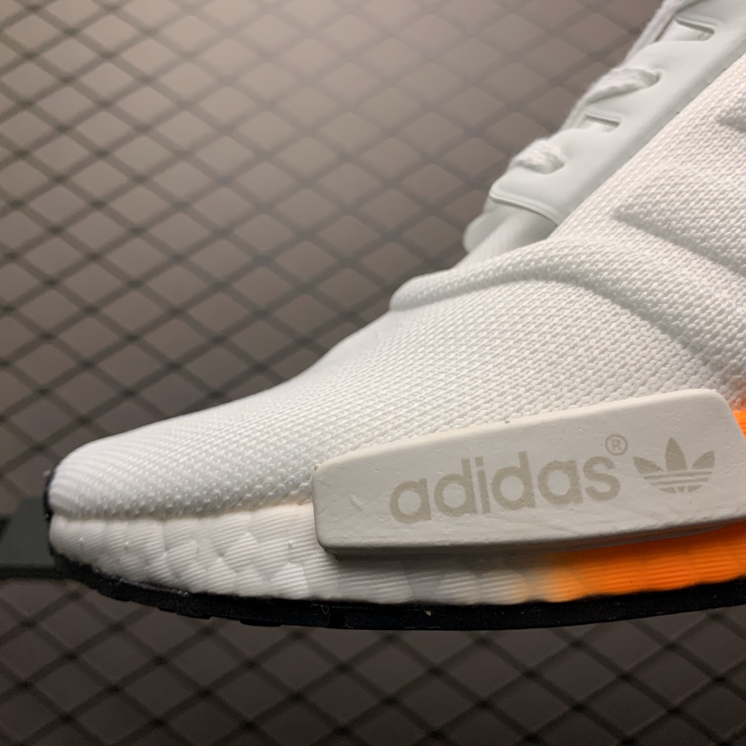 210 Adidas 阿迪达斯 NMD Boost 爆米花超弹中底 EF5860 针织网面休闲跑步鞋