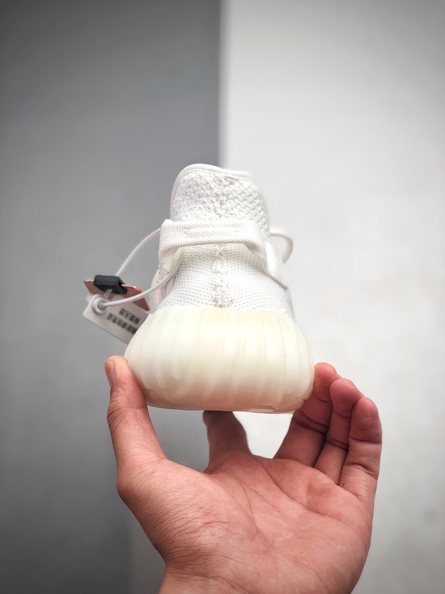290  350V2 全白 阿迪达斯 adidas yeezy booost 350V2 真爆爆米花运动跑步鞋货号： CP9366