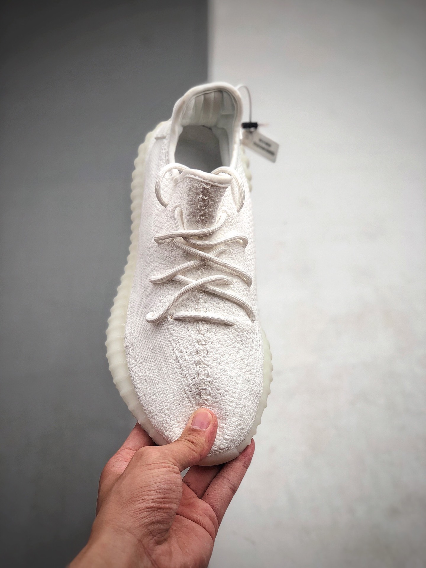 290  350V2 全白 阿迪达斯 adidas yeezy booost 350V2 真爆爆米花运动跑步鞋货号： CP9366