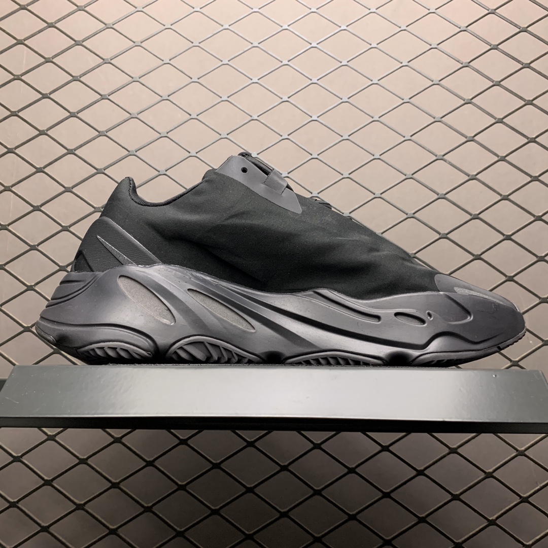 210  Yeezy 700 MNVN 3M反光 侃爷椰子700新配色 FV4440