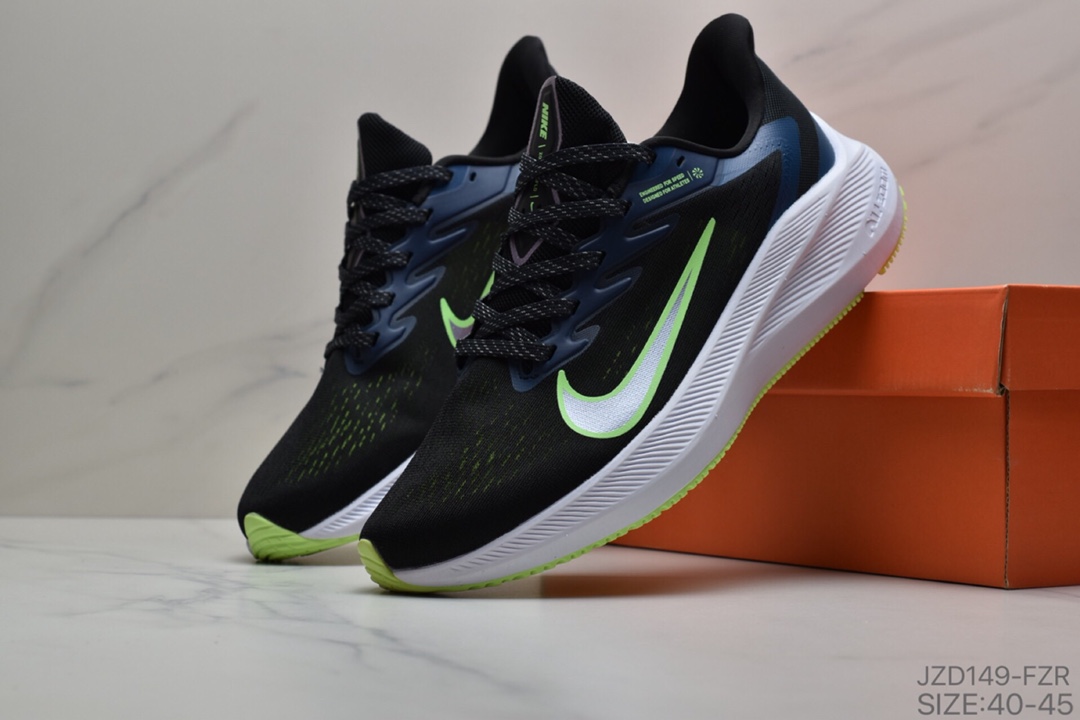 140 耐克Nike Air Zoom Winflo 7代 网面透气 训练跑步鞋