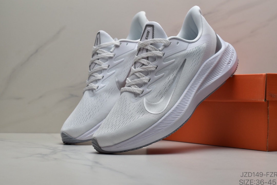 140 耐克Nike Air Zoom Winflo 7代 网面透气 训练跑步鞋