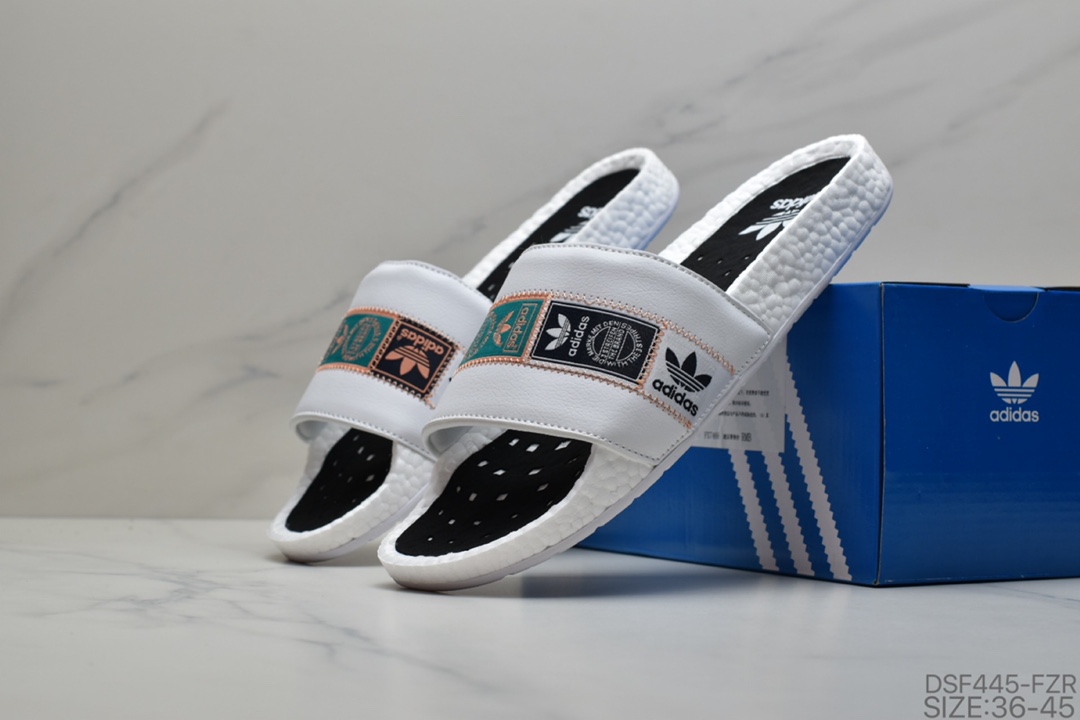 105 公司级Adidas 阿迪达斯 巴斯夫Boost鱼鳞纹爆米花 缓震沙滩游泳运动男女休闲凉拖鞋 EG1909
