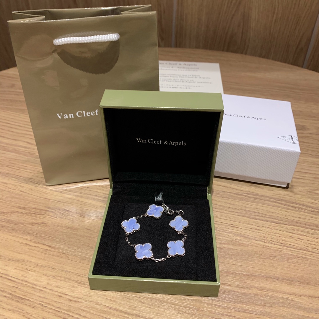 China Replica Van Cleef & Arpels Jewelry VCA0404-3654