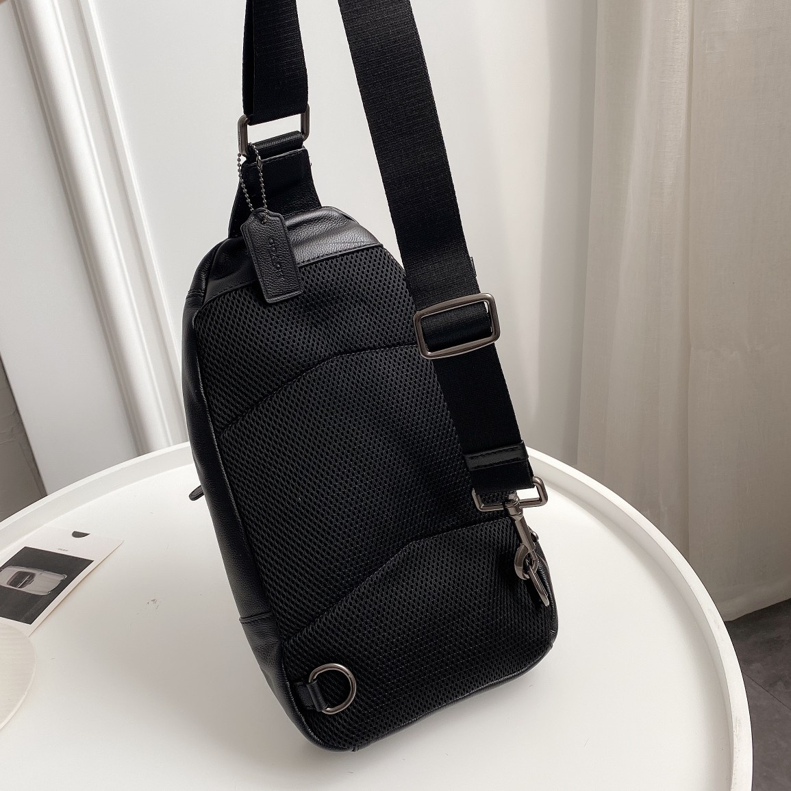 Coach C家 F49312男士休闲前包胸包 单肩斜跨背包 荔枝纹头层牛皮材质