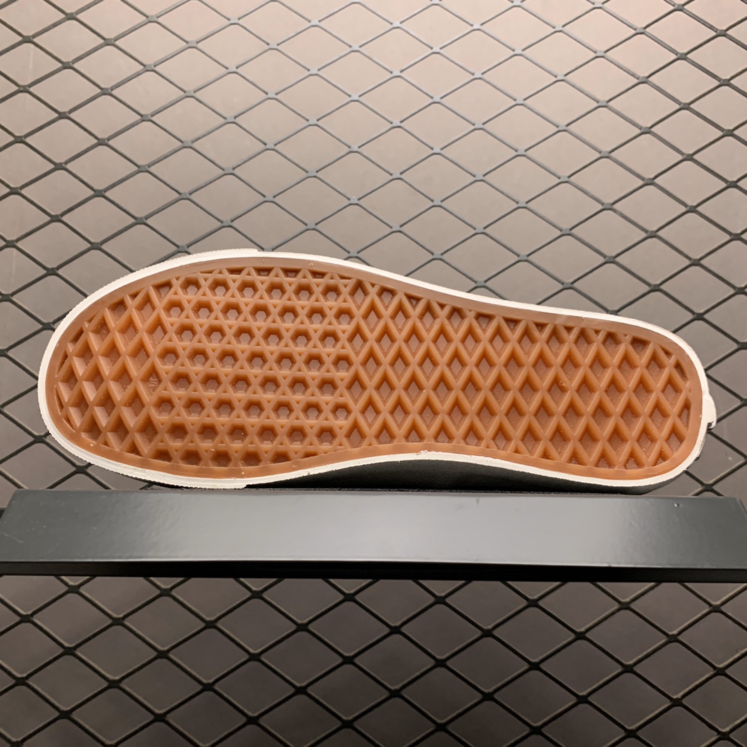 130 Vans 万斯 Authentic 经典低帮硫化休闲板鞋