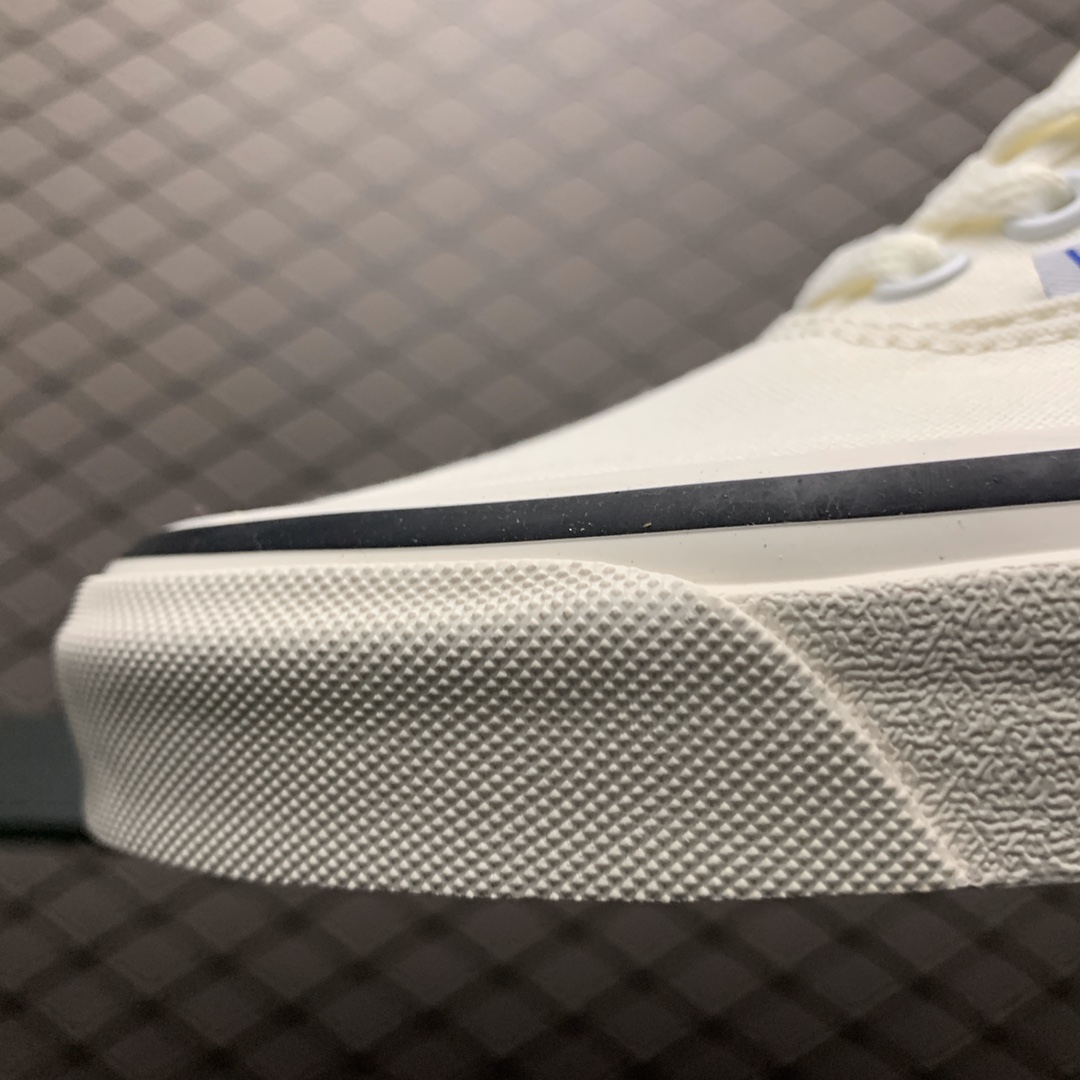 130 Vans 万斯 Authentic 经典低帮硫化休闲板鞋