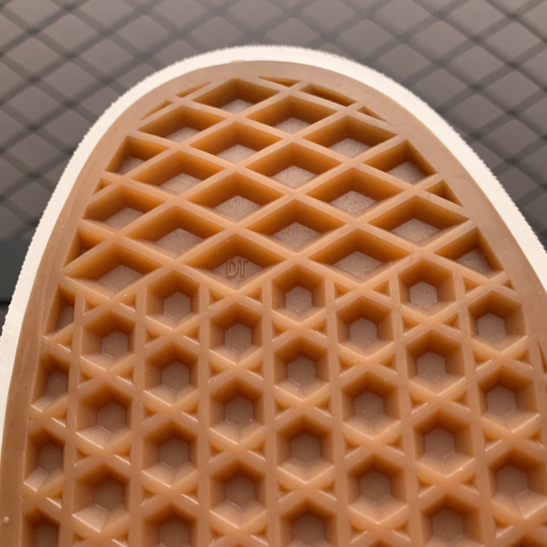 130 Vans 万斯 Authentic 经典低帮硫化休闲板鞋