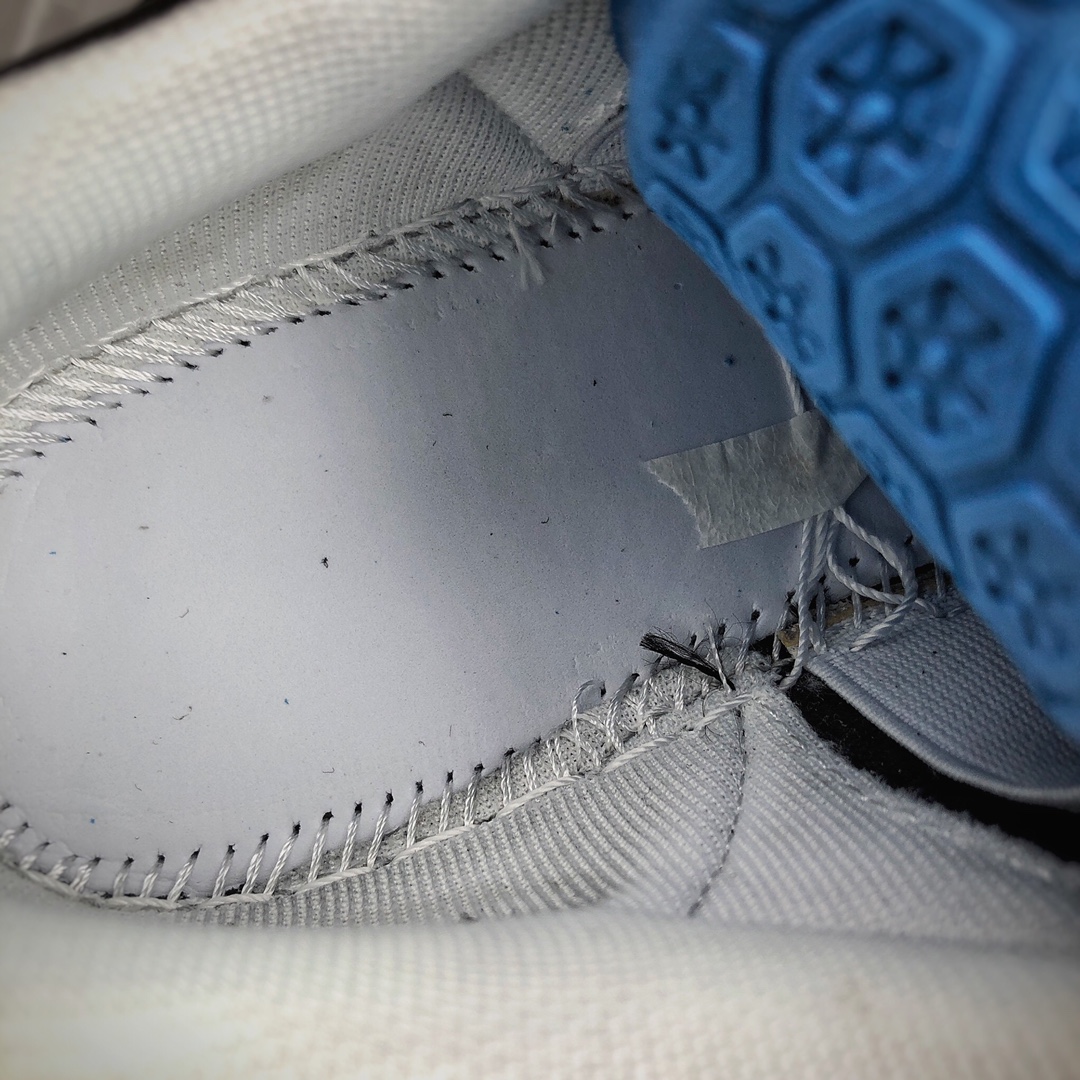 210 阿迪达斯 贝壳头Superstar 黑白阴阳 adidas Originals将很快庆祝超级Superstar 成立50周年货号：FV0323