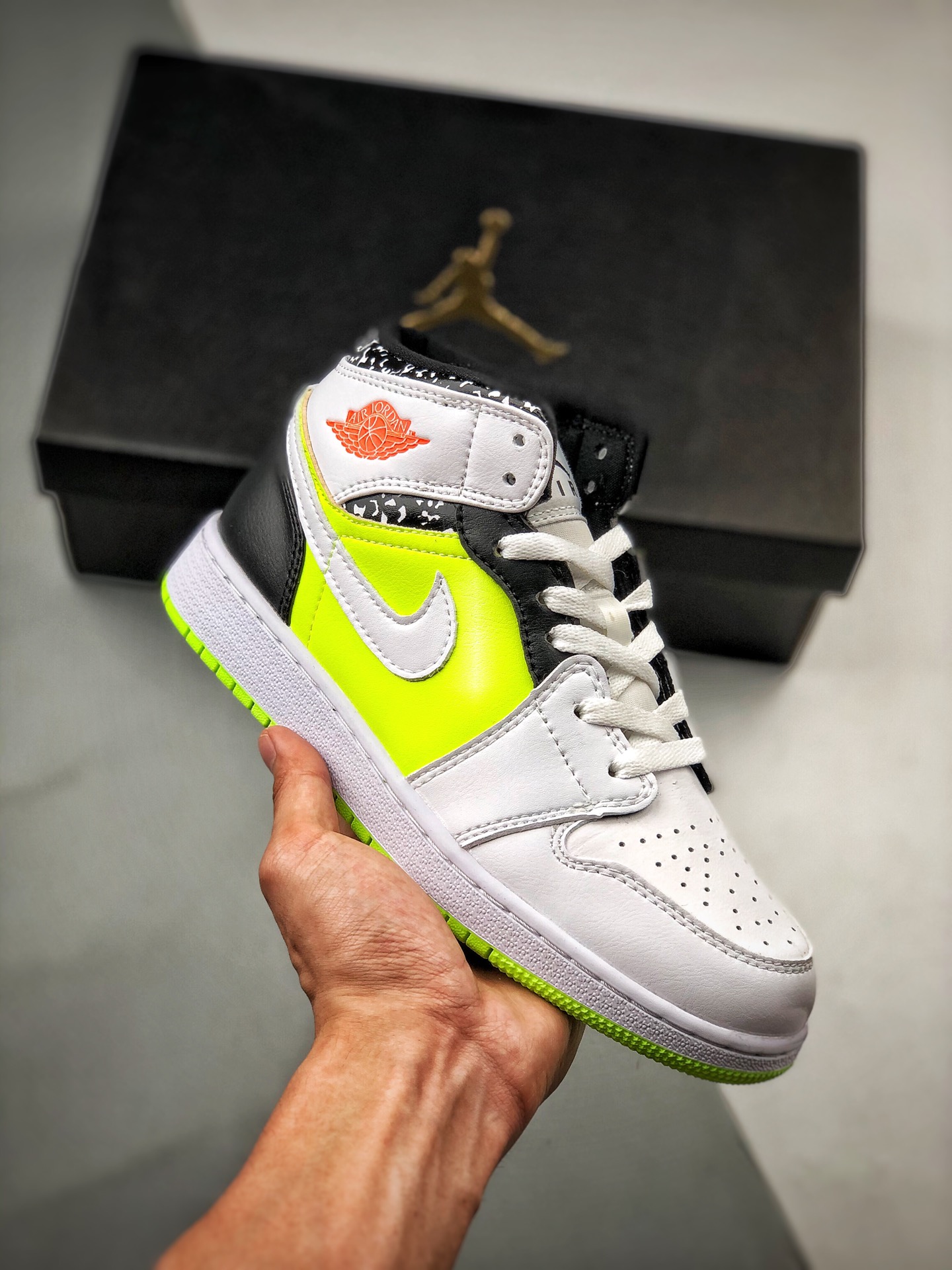 Soporte contra reembolso Air Jordan 1 Mid amarillo y naranja, pedido de cliente de comercio exterior de Tmall, la mejor…