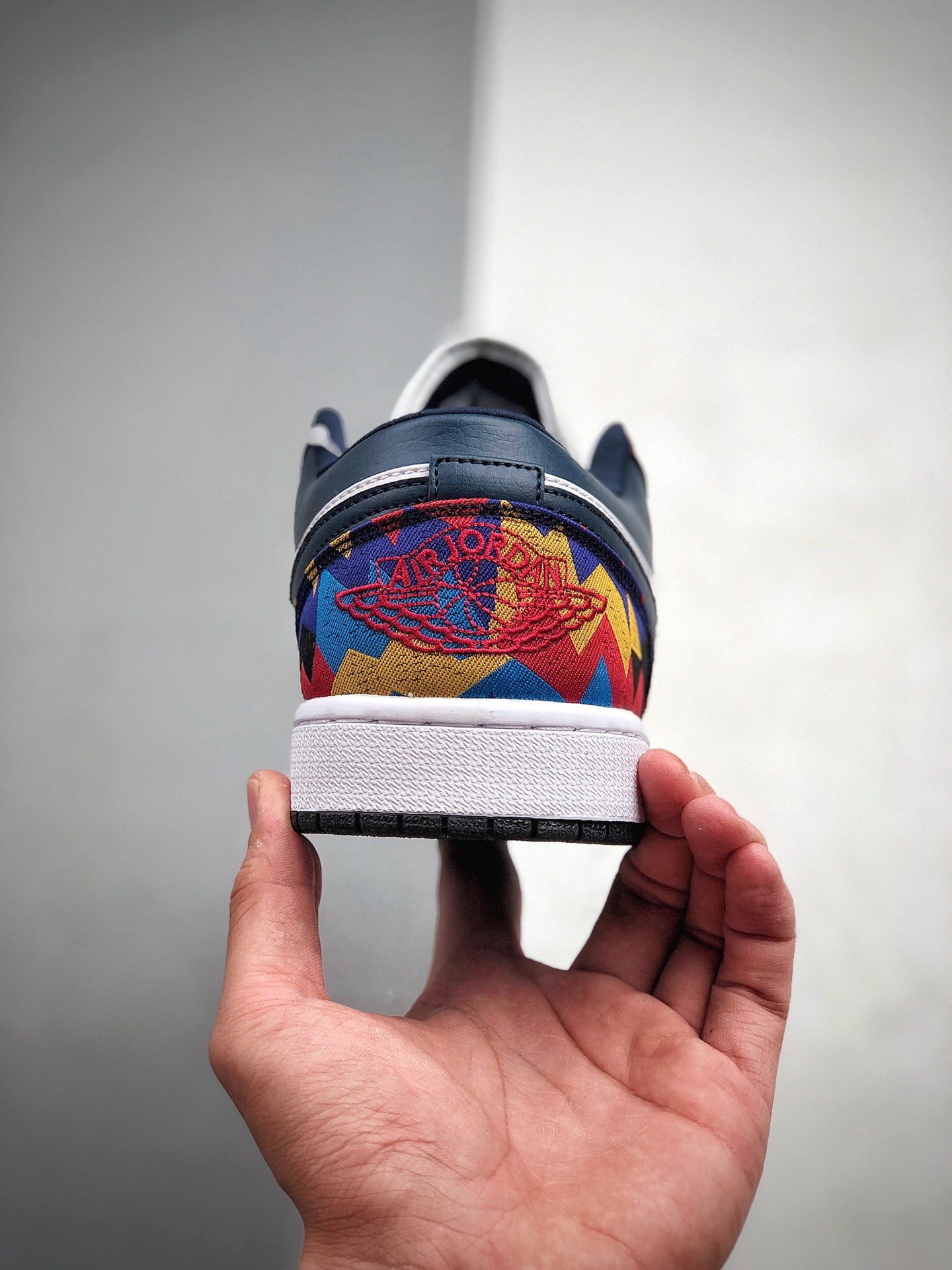 210  原盒真标Air Jordan 1 Low“Sweater”鞋款货号：CZ6491-142