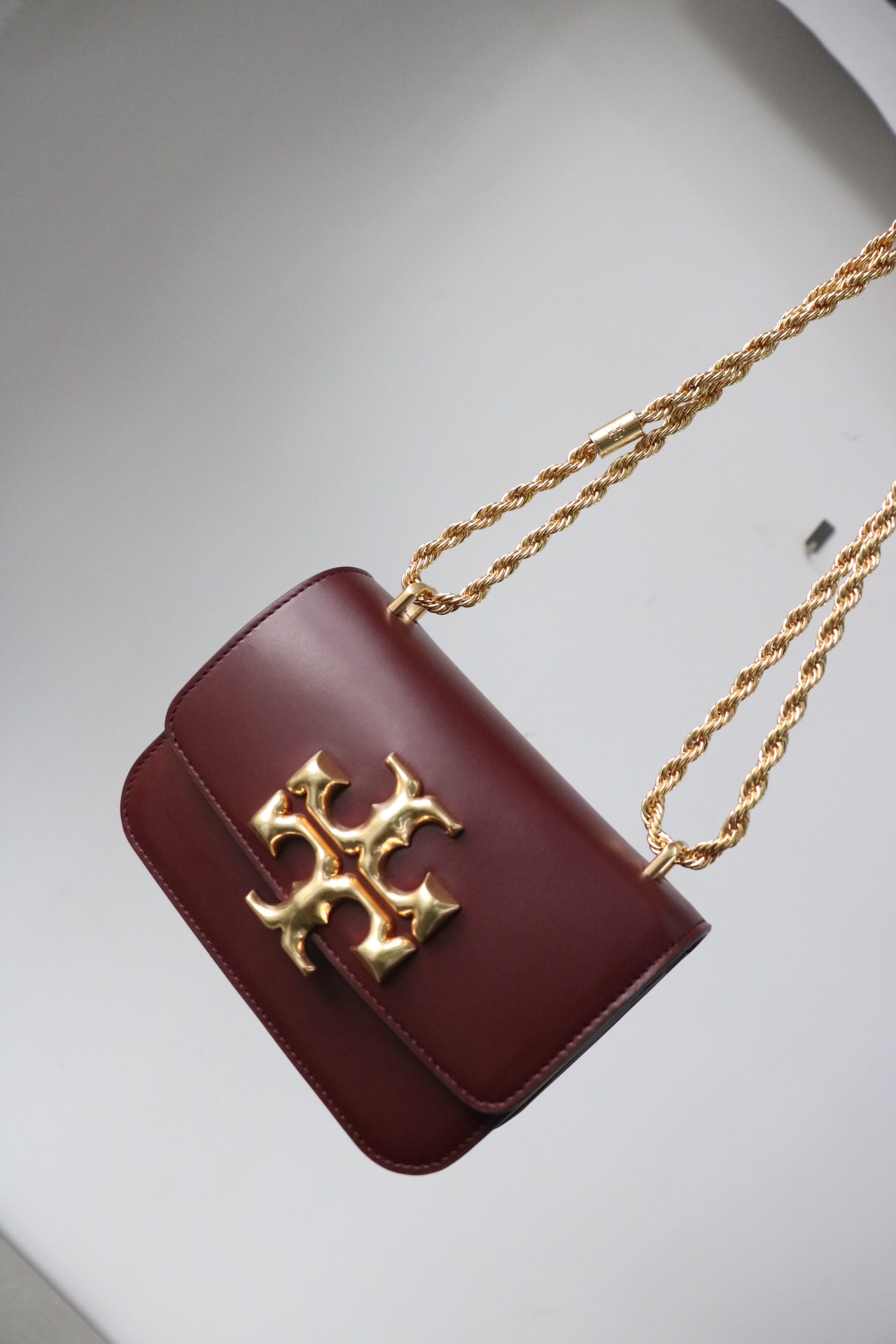 Tory Burch ～206款 【酒红色 】 TORY