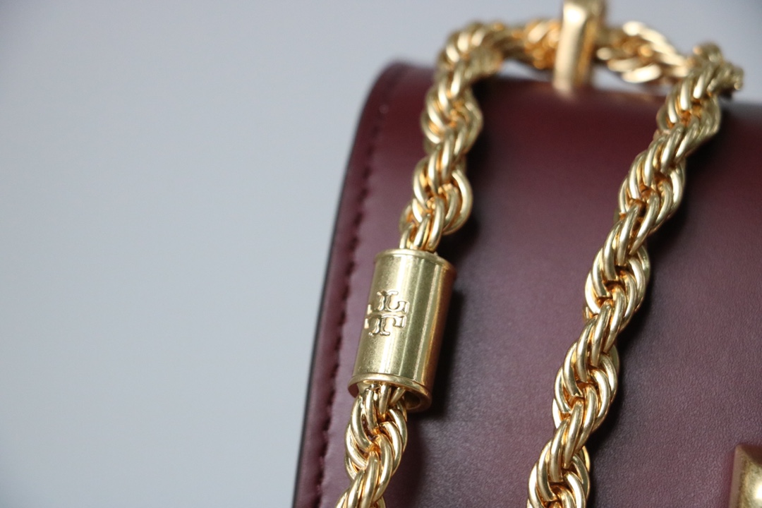 Tory Burch ～206款 【酒红色 】 TORY