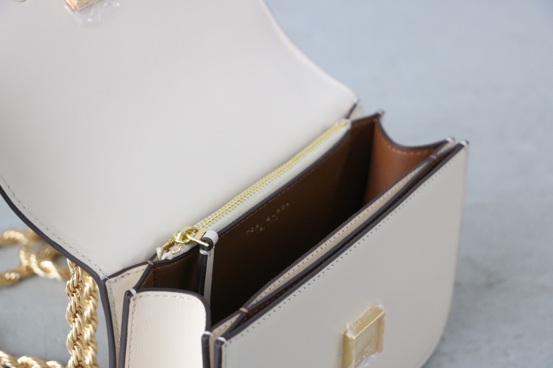 Tory Burch ～206款 【白色 】 TORY