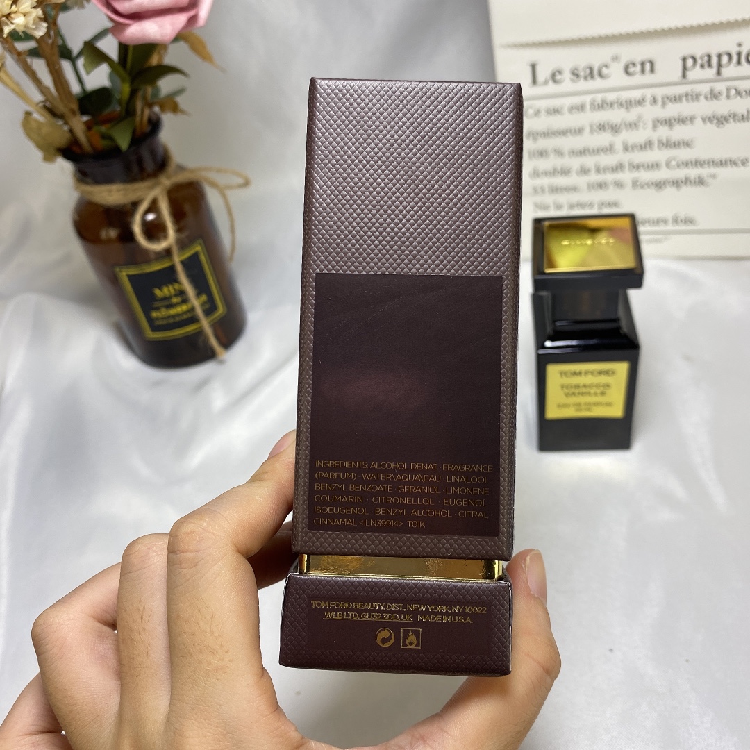 Tom Ford Tobacco Vanille Unisex Eau de Parfum - 50ml 7 i1590827326 1954 5