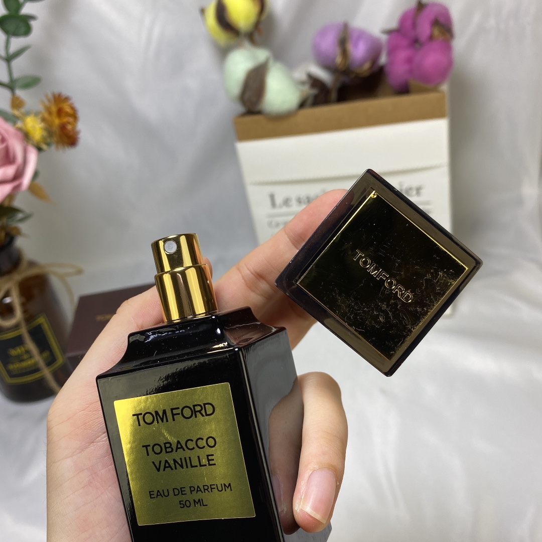 Tom Ford Tobacco Vanille Unisex Eau de Parfum - 50ml 5 i1590827326 6350 3