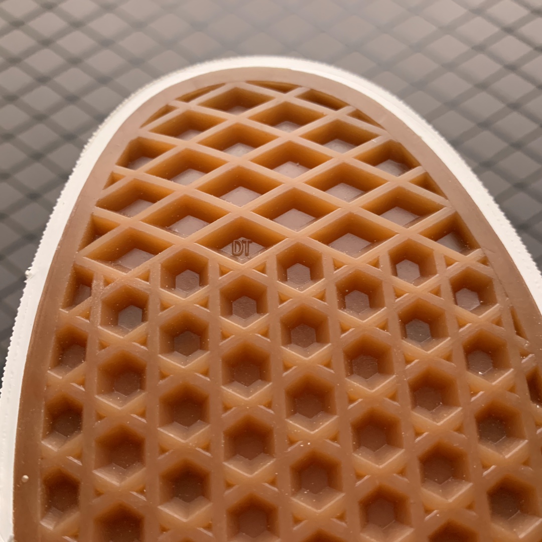 140 Vans 万斯 OG Cassic Slip-O 棋盘格低帮硫化休闲板鞋
