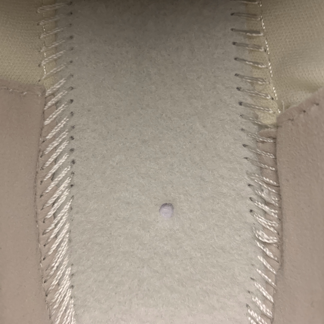 200 Nike Max 270 React 混合科技半掌气垫跑步鞋 CJ0619-102