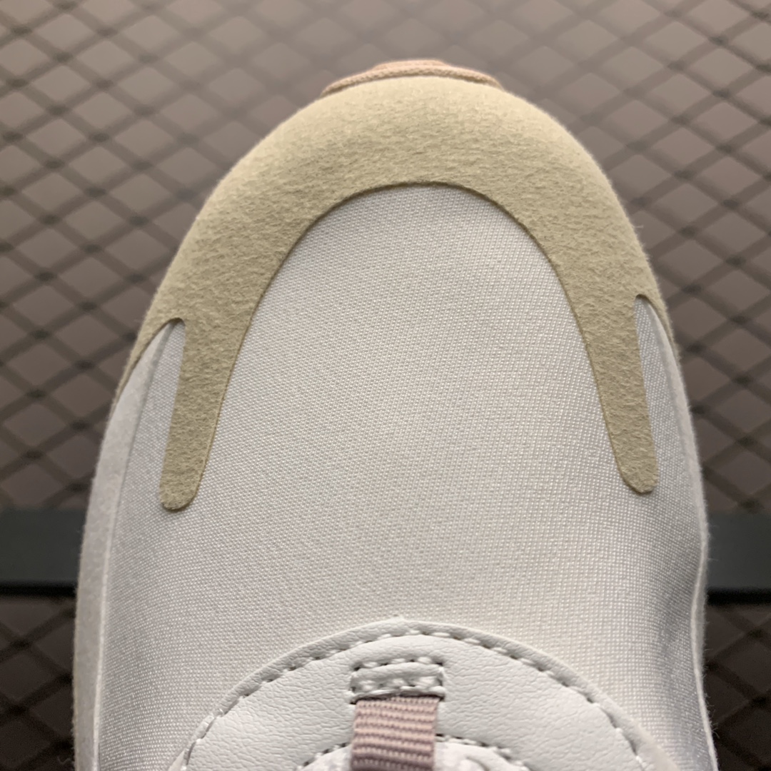 200 Nike Max 270 React 混合科技半掌气垫跑步鞋 CJ0619-102