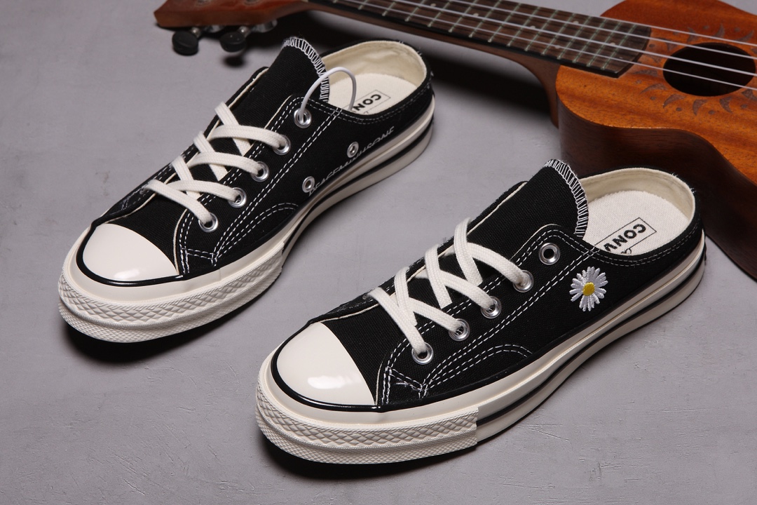 [玫瑰][玫瑰][玫瑰]权志龙归来 COVERSE CHUCK 1970s,今夏火爆 电绣小雏菊半拖 超级百搭懒人鞋,全版采用1:1材质,质感不用说,你懂得[机智] 经典黑色 167948c