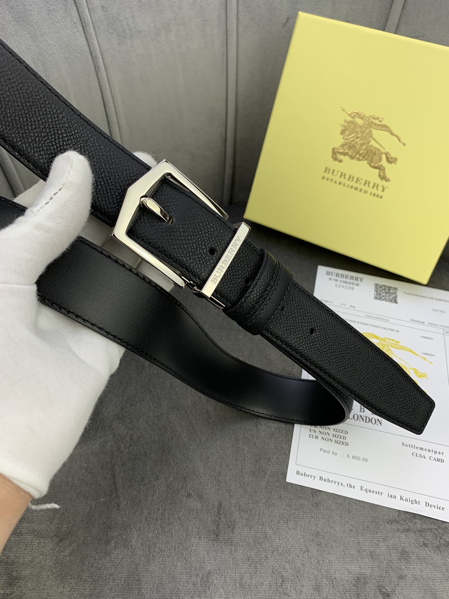 BURBERRY巴宝利手掌纹皮底/两