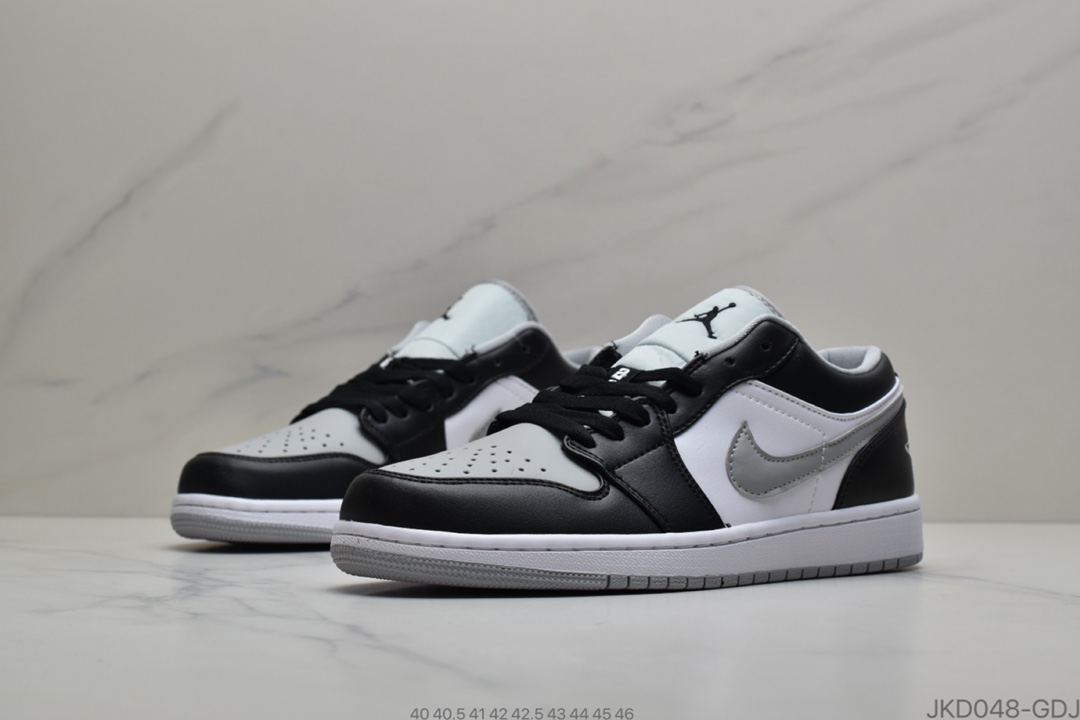 160 耐克Air Jordan 1 Low“Black Toe”乔丹一代低帮百搭休闲文化篮球鞋553558-116