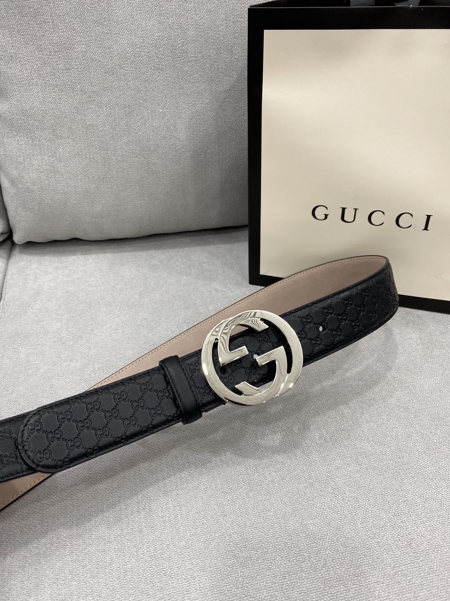 配全套包装盒Gucci2020春夏爆