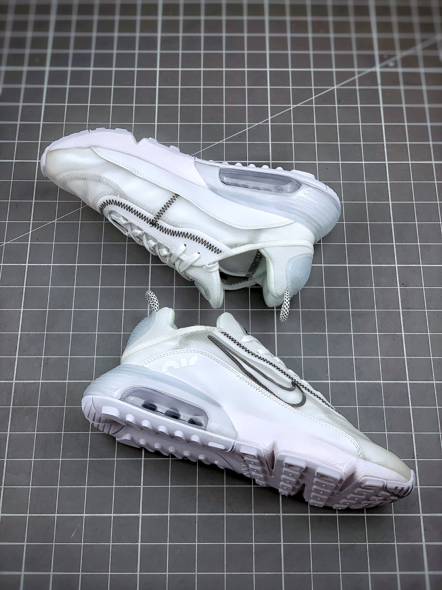 200 AirMax 2090 官网强力主推  原盒原标专柜一致 货号：CK2612-100