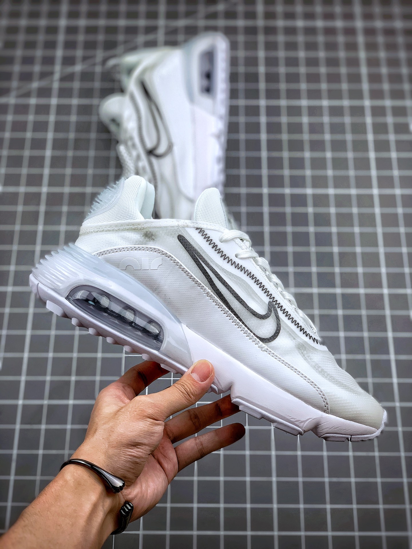 200 AirMax 2090 官网强力主推  原盒原标专柜一致 货号：CK2612-100