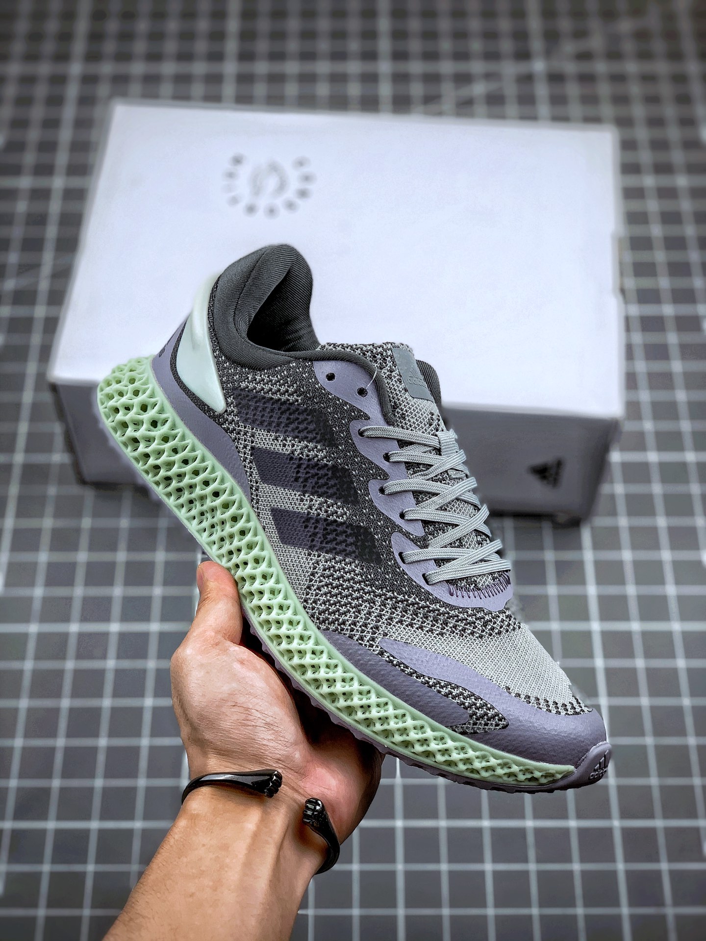 240 Adidas Alphaedge 4D M  针织吸呼面休闲运动慢跑鞋 鞋以面经典跑鞋 FV5329
