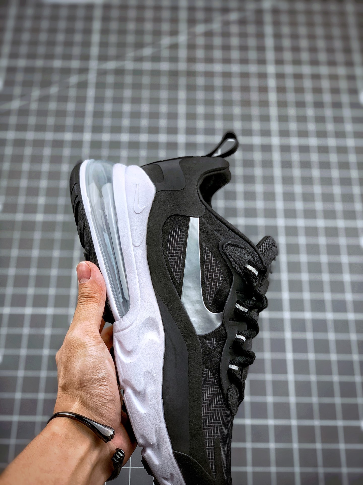 190 Air Max 270 React 黑白银 原盒二维码原标 货号：CQ4598-071