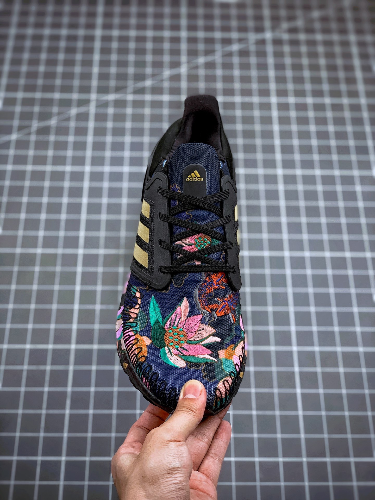 230 Adidas UltraBoost 6.0 2019官方同步主推新款